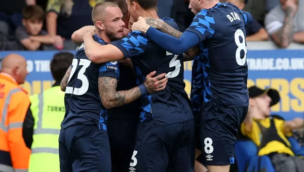 Λιγκ1 Αγγλίας: Ντέρμπι-Μπέρτον, απόλυτο φαβορί τα "κριάρια"