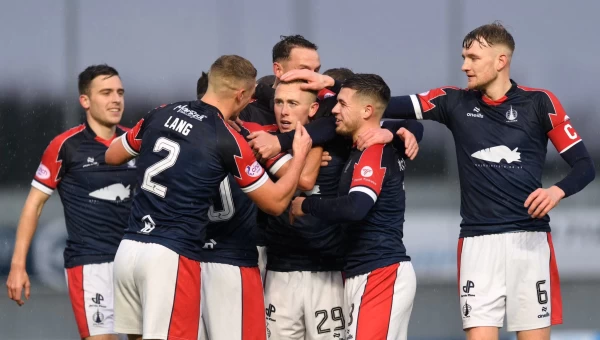 Λιγκ 1 Σκωτίας: Με τα φαβορί 