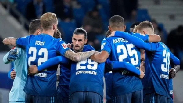 Νίκες για Χοφενχάιμ και Σάντερλαντ