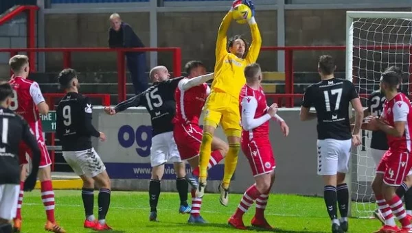 Λιγκ1 Σκωτίας: Στέρλινγκ Αλμπιον-Μοντρόουζ, όλα ανοιχτά