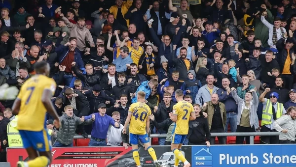 League 2 Αγγλίας: Ντέρμπι κορυφής στο Στόκπορτ