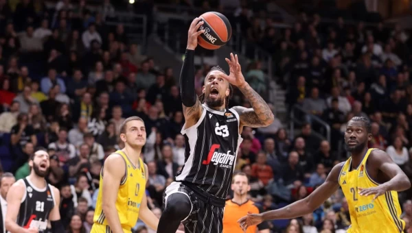 "Βόλτα" της Βίρτους στο Βερολίνο! [vid]