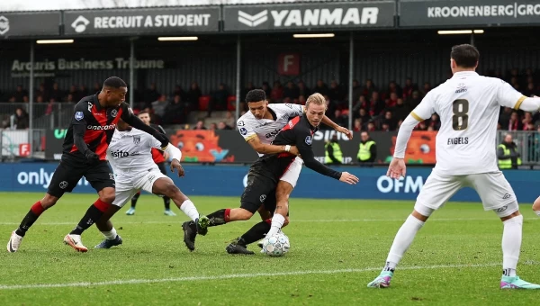 Α’ Ολλανδίας: Αλμίρε - Εξέλσιορ, ντέρμπι παραμονής!