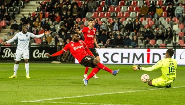 Β Γαλλίας: Υπερέχει η Οσέρ