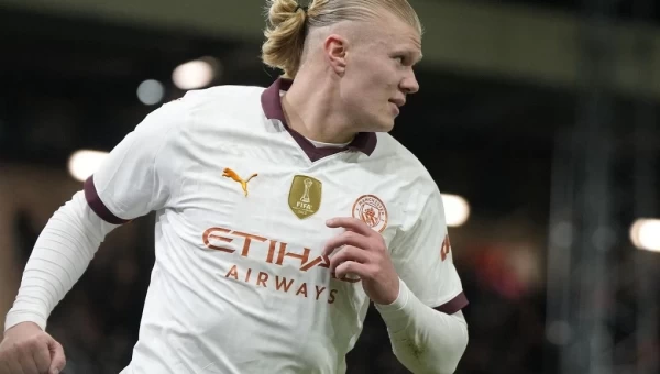 Εμφατική πρόκριση για την Σίτι με πέντε γκολ του Χάαλαντ