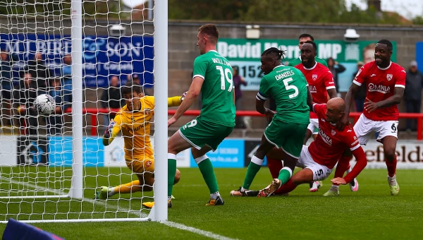 League 2 Αγγλίας: Γουόλσολ-Μόρκαμ, στην ίδια μοίρα