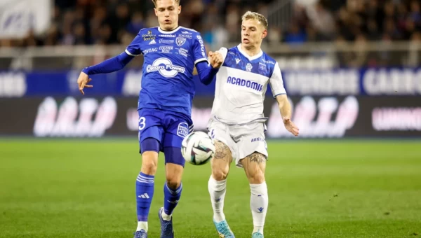 Β’ Γαλλίας: Διπλασιασμός με Λαβάλ