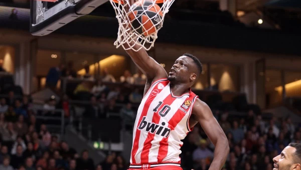 Προβάδισμα στον Ολυμπιακό