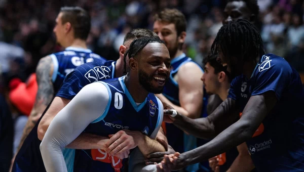 Lega Basket: Ασος η Νάπολι, ελκυστικές Τορτόνα και Μπρίντιζι