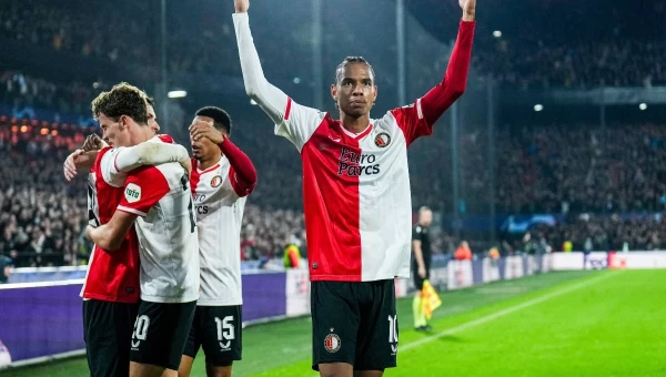 Α' Ολλανδίας: Ντέρμπι με φαβορί!