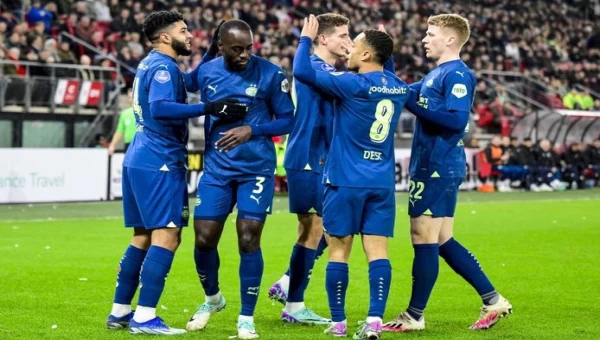 A’ Ολλανδίας: Αντιδρά η Αϊντχόφεν, με γκολ στο Σιτάρντ!