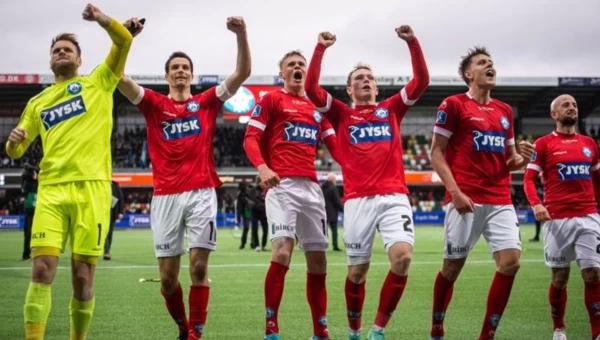 Α' Δανίας: Σίλκεμποργκ - Νόρντζελαντ, απογοητευμένες και οι δύο! 