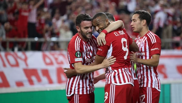 Στον τελικό του Conference League o Ολυμπιακός, 2-0 την Άστον Βίλα!!! [vids]