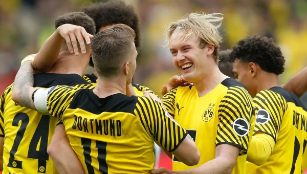 Με Μπραντ και πολλά γκολ!