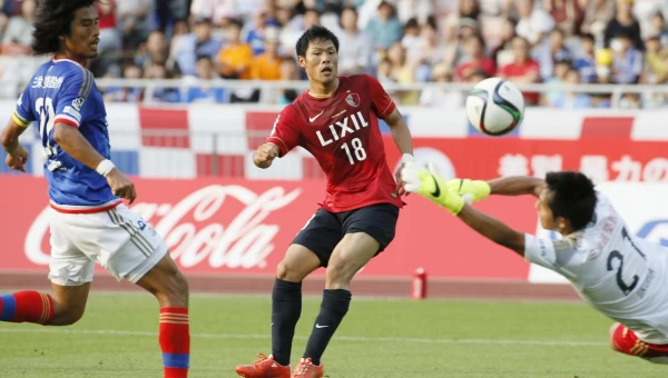 A' Ιαπωνίας: Προβάδισμα στους άσους