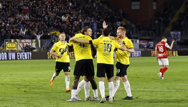 Πλέι οφ Ολλανδίας: Μπρέντα – Εξέλσιορ, “ξεφεύγει” το σκορ!