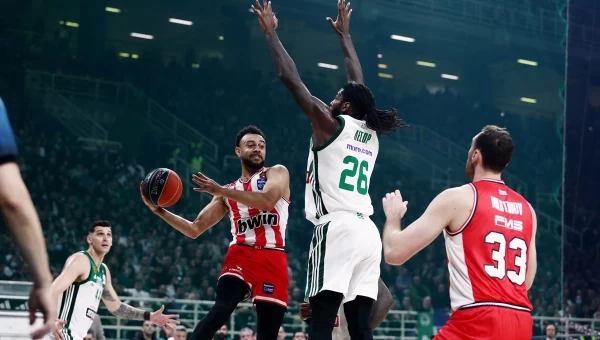 Under στο ΟΑΚΑ