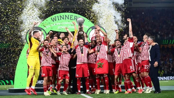 Ο νέος χάρτης και οι ελληνικές ομάδες