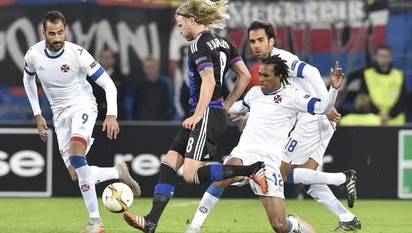 Με Σανταντέρ και Ρόζενμποργκ