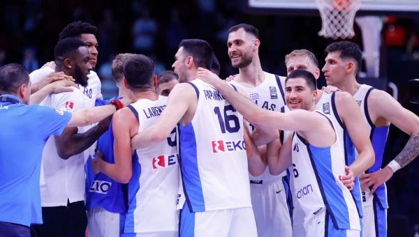 Ελλάδα - Αίγυπτος 93-71: Περίπατος και τώρα Σλοβενία [vid]