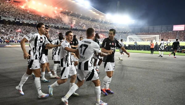 Super Kupa Τουρκίας: H Μπεσίκτας διέλυσε με 5-0 την Γαλατάσαραϊ