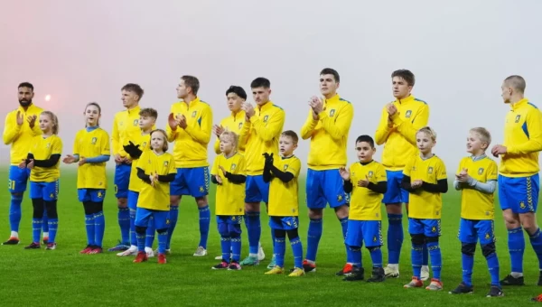 Δυνατά με Μπρόντμπι