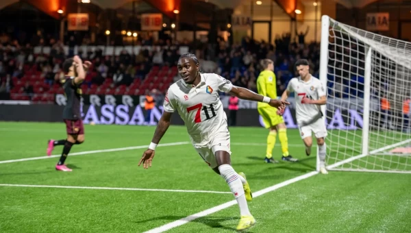 Β' Ολλανδίας: Φουλ του γκολ