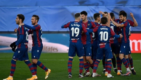 Δυάδα σε υψηλές τιμές!