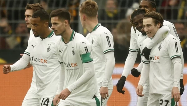 Α' Γερμανίας: Άουγκσμπουργκ-Γκλάντμπαχ, σε καλό «φεγγάρι» η Μπορούσια 