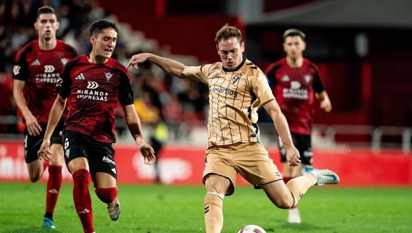 Β' Ισπανίας: Η Εϊμπάρ του 2.35