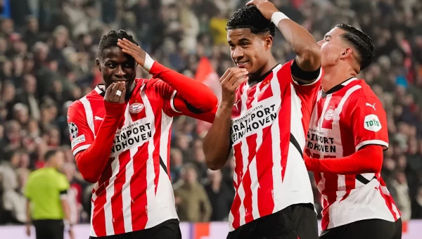 Α' Ολλανδίας: Δεν σταματά η Αϊντχόφεν 