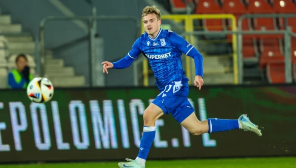 Α' Πολωνίας: Διαχείριση... κορυφής