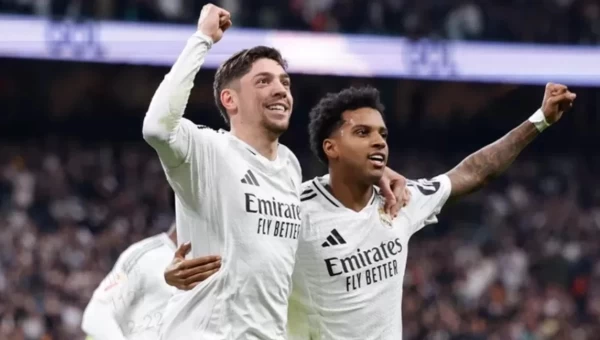 Η Ρεάλ διέλυσε τη Σεβίλλη και προσπέρασε την Μπαρτσελόνα