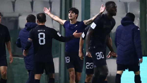 Ο Τζιάνι ξέρανε τον Ολυμπιακό στο 92'!