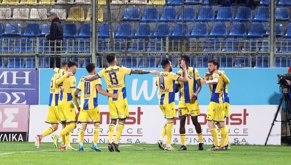 Αστέρας Τρίπολης-Πανιώνιος 2-0: Τέλειωσε τη δουλειά και ονειρεύεται τελικό