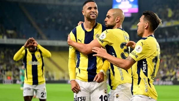 Α' Τουρκίας: Κάνει το καθήκον της η Φενέρμπαχτσε