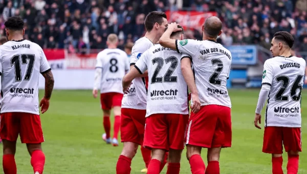Από ημίχρονο με Over η Ουτρέχτη