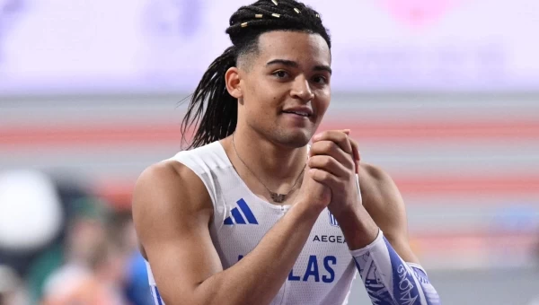 Ασημένιος ο απίθανος Καραλής