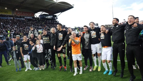 ΟΦΗ-Αστέρας Τρίπολης 1-1: Το Γεντί Κουλέ «φλέγεται» - Στον τελικό ο Όμιλος μετά από 35 χρόνια!