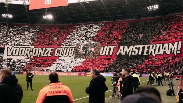 Με... φόρα ο Άγιαξ!