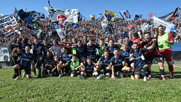 Serie B: Πρωταθλήτρια η Σασουόλο – Επιστρέφει στα “μεγάλα σαλόνια” μετά απο 34 χρόνια η Πίζα! (vid)