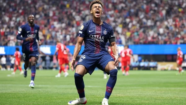 Παρί - Μπάγερν 2-0: Δεν χάνει ούτε με εννέα παίκτες!