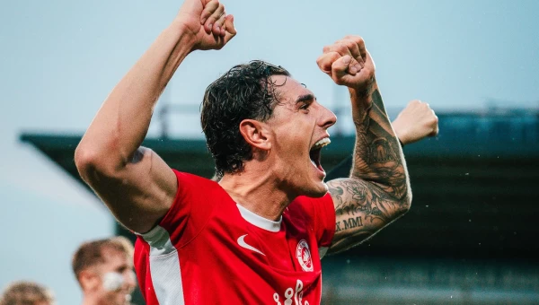 Γκολ στο Κόνφερενς