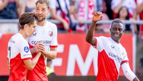 Φοβερό ξεκίνημα για την Ουτρέχτη