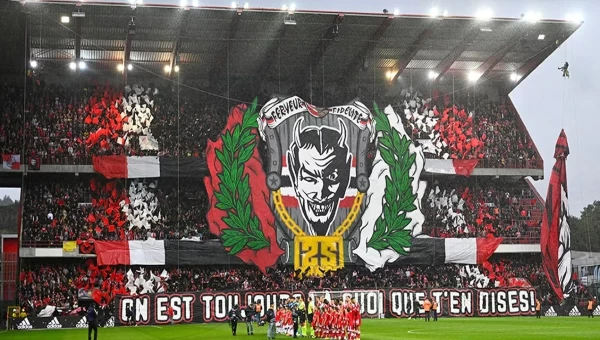 Σταντάρ Λιέγης από τα... παλιά!