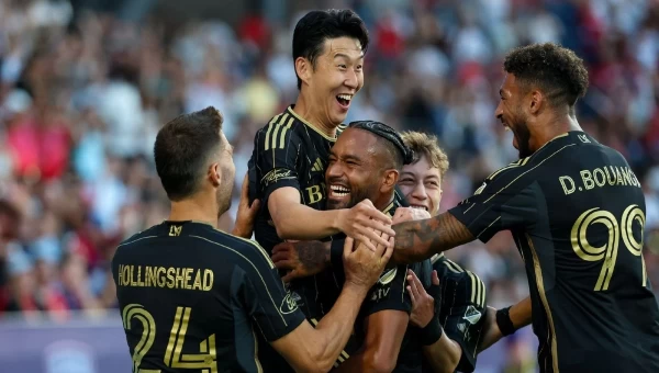 Με συνετούς άσου