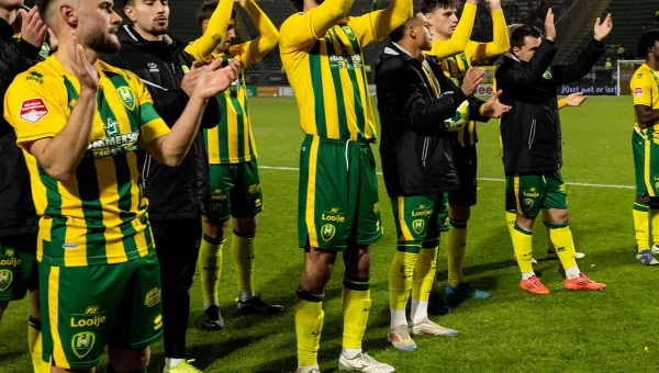 Με Ντεν Χάαγκ και Ραπίντ