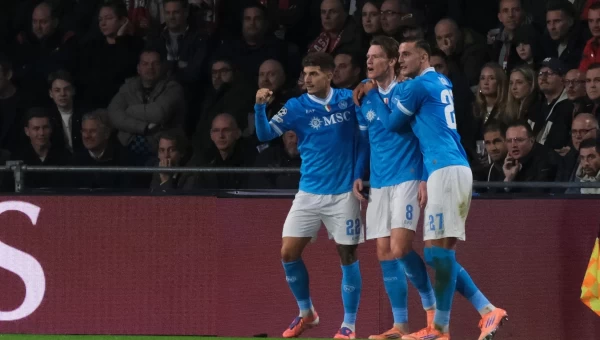 Champions League: Νάπολι - Άιντραχτ, ζητούμενο η αντίδραση