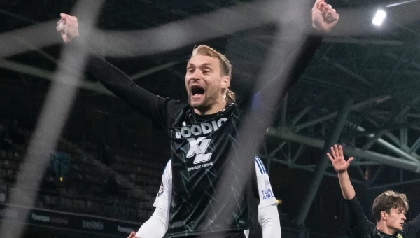 Άσος η Γνιστάν, συνδυασμός στο Τάμπερε