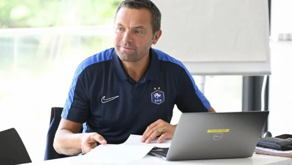 Super League: Η διαιτησία, τα έργα Λανουά και ο παραλογισμός